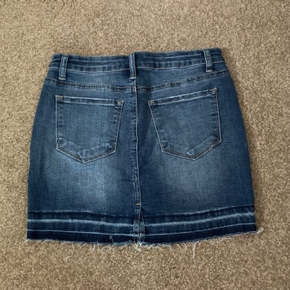 Jean Skirt - Picture 2 of 5